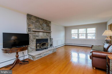 22720 Ridge Rd, Germantown, MD 20876 - photo 4