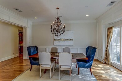 Large grand dining room, perfect for entertaining!