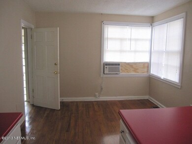 1121 Mcduff Ave S, Jacksonville, FL 32205 - photo 3