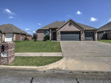 3212 E Gillette St, Broken Arrow, OK 74014 - photo 2