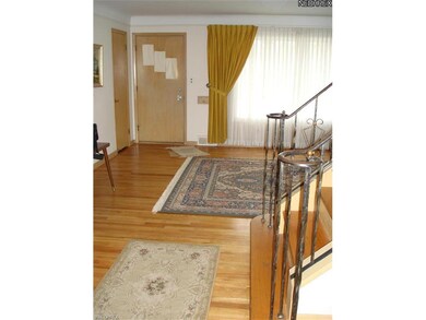 Hardwood floors in great shape!