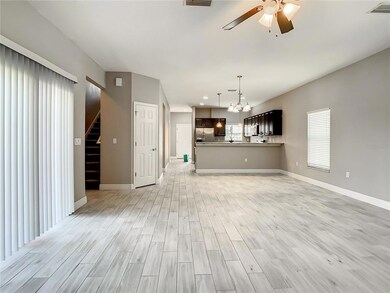 1327 Salisbury Dr, Winter Haven, FL 33881 - photo 4