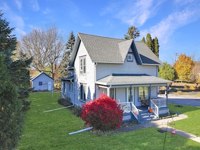 8512 Caldwell Rd, Mukwonago, WI 53149 - photo 2