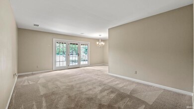 504 E 1st St, Auburn, IN 46706 - photo 2