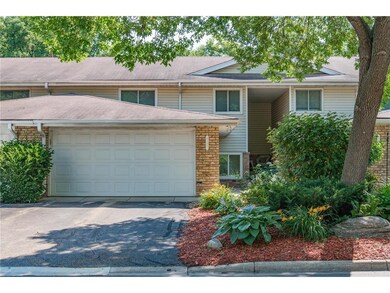 Welcome to 6133 Creek View Trail!