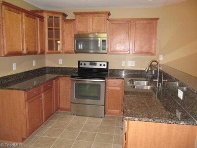 Kitchen. Granite Countertops, Stainless Appliances