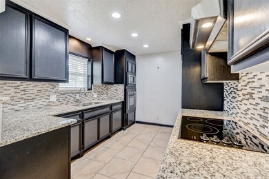 5918 Darkwood Dr, Houston, TX 77088 - photo 5