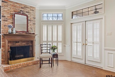 402 Greenway Cir, Tyler, TX 75701 - photo 5