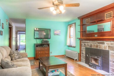 401 Crescent Ave, Highland, NY 12528 - photo 7