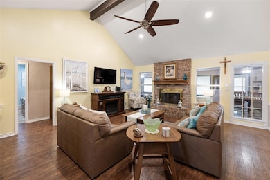 105 Bonita Dr, Granbury, TX 76049 - photo 6