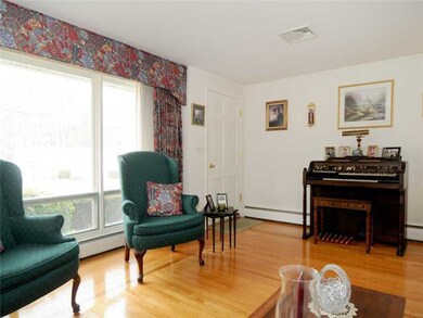 4 Fairview Dr, Greenville, RI 02828 - photo 4