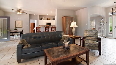 10435 Cage Ln, Helotes, TX 78023 - photo 5