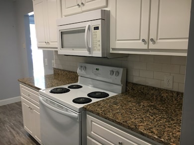 116 W Middlebury Ln SW, Aiken, SC 29803 - photo 4