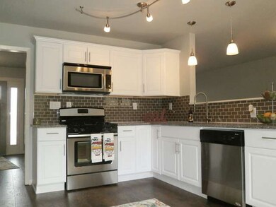 17724 Sycamore Ave, Country Club Hills, IL 60478 - photo 7