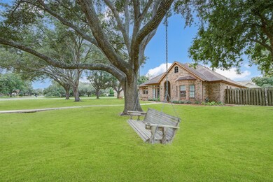 801 3rd St, Bay City, TX 77414 - photo 4