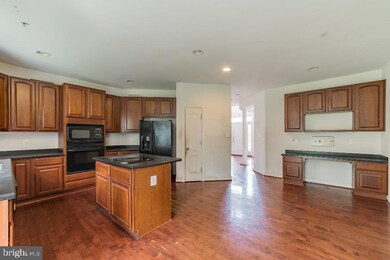 9905 Harbor Ave, Glenn Dale, MD 20769 - photo 7