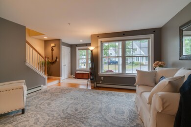 (12)_183 Delaware Ct. Portland, ME(MAPS)