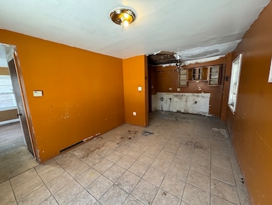 9926 S Luella Ave, Chicago, IL 60617 - photo 6