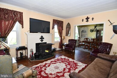 2 Warren St, Berkeley Springs, WV 25411 - photo 4
