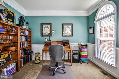 6329 Wilmington Dr, Burke, VA 22015 - photo 7