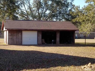 1832 Tillman Ln, Pensacola, FL 32526 - photo 7