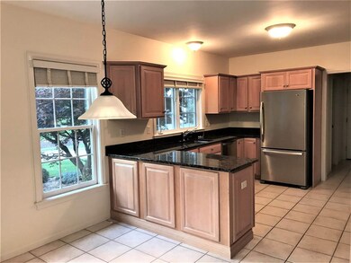 9 Gowing Ln, Amherst, NH 03031 - photo 4