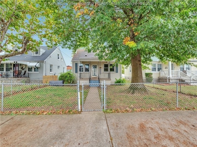 324 24th St, Dunbar, WV 25064 - photo 3