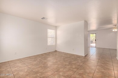 5663 E Flossmoor Ave, Mesa, AZ 85206 - photo 5