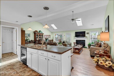 05-4630 Oak Meadow Way-5