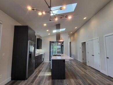 61406 Duncan Ln, Bend, OR 97702 - photo 7