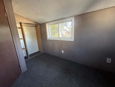 176 Adelaide St unit 3, Hartford, CT 06114 - photo 3