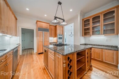 Kitchen with high-end appliances