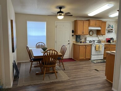 6 310 Cedar Mill
