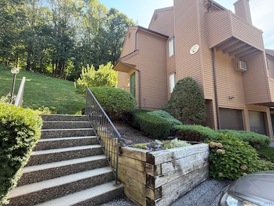 55 Cross St unit C9, Danbury, CT 06810 - photo 2