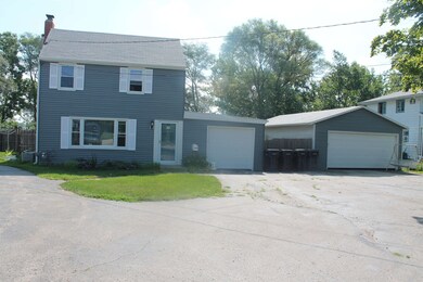 2407-2409 Saint C, Janesville, WI 53546 - photo 2