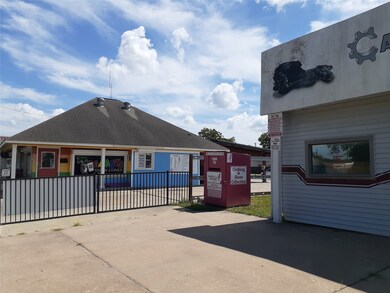 1325 Avenue H, Rosenberg, TX 77471 - photo 7