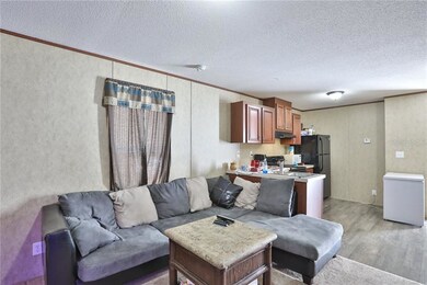 6004 Williams Rd, Seffner, FL 33584 - photo 7