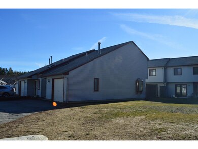 228 Stonebridge Dr unit 228, Nashua, NH 03063 - photo 4