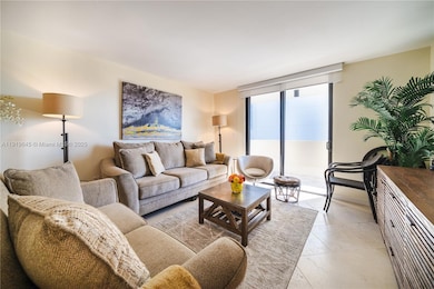 The Georgian Condominium unit 802, Miami Beach, FL 33139 - photo 6