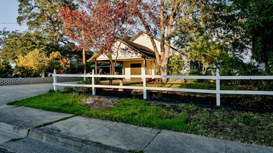 3523 Hillcrest St, Redding, CA 96001 - photo 4