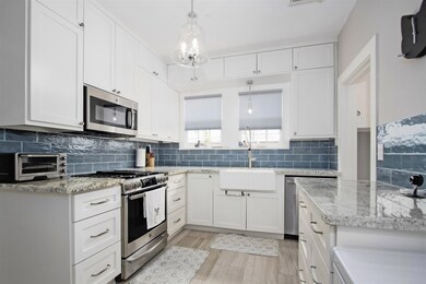 1602 Missouri St, Houston, TX 77006 - photo 2