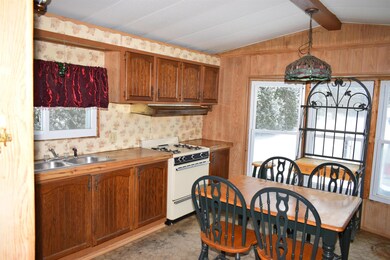 300 Colby Rd, Whitefield, NH 03598 - photo 7