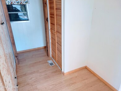 Entry with storage