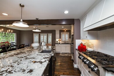 1104 Crowley Rd, Arlington, TX 76012 - photo 7