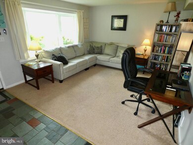 19 Nathan Hale Ct, Newark, DE 19711 - photo 5