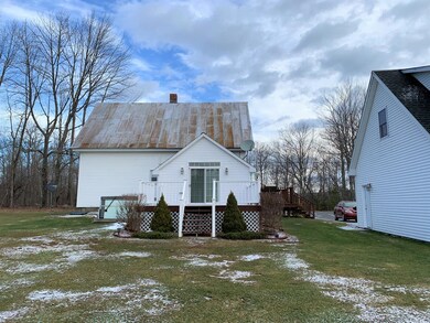 Back of House Deck & Hot-tub