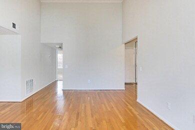 9320 Caspian Way unit 302, Manassas, VA 20110 - photo 4