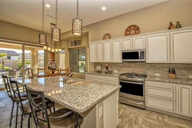 006_Beautifully Updated Kitchen