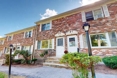 23 Robins St unit 23, East Bridgewater, MA 02333 - photo 3