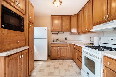 4132 Litchfield Dr, Dorr, MI 49323 - photo 3